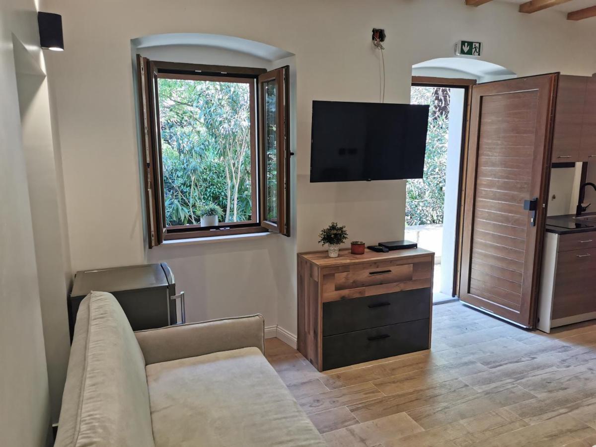 Apartmani Rosa I Linda Fiume Kültér fotó