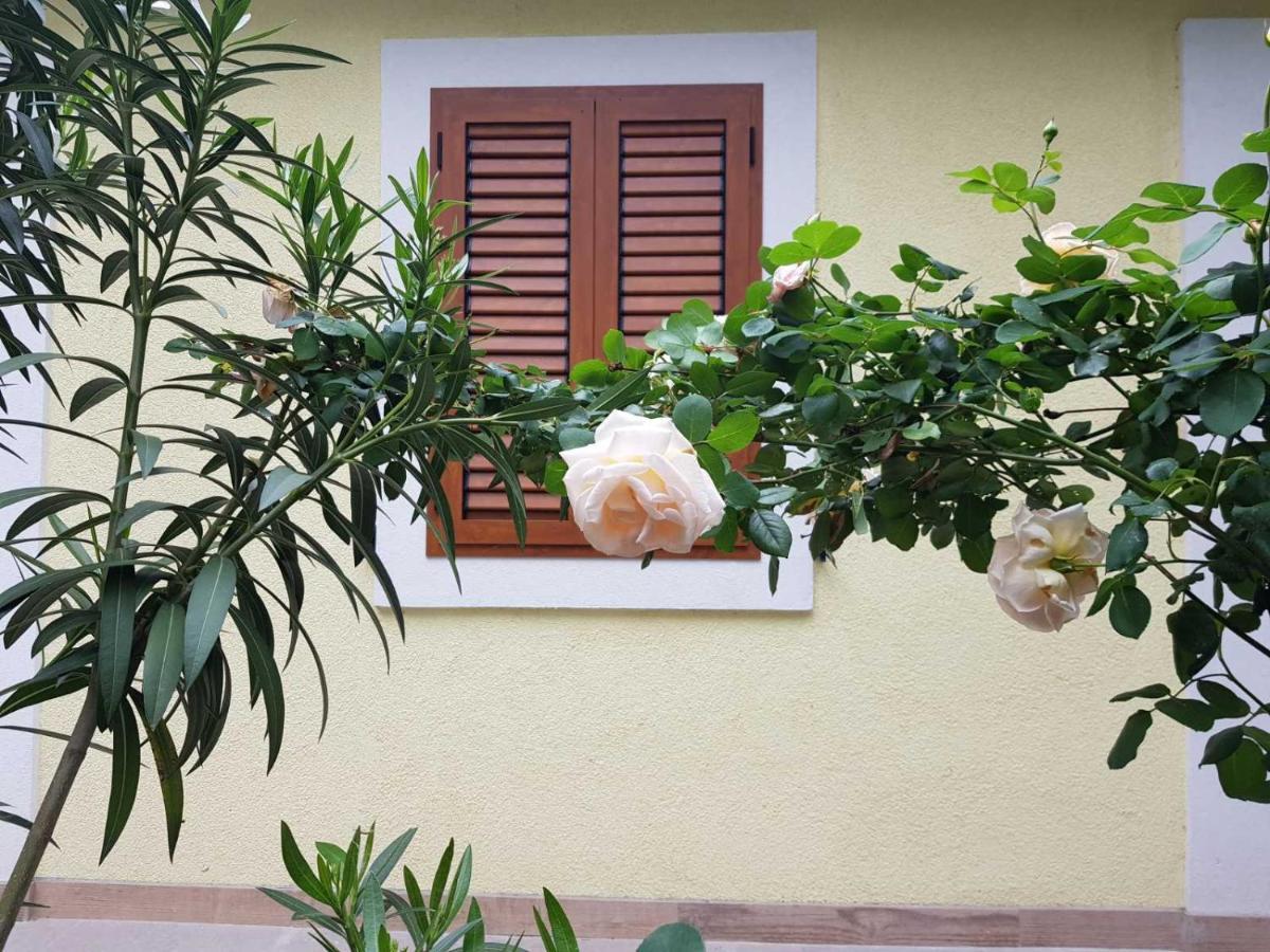 Apartmani Rosa I Linda Fiume Kültér fotó