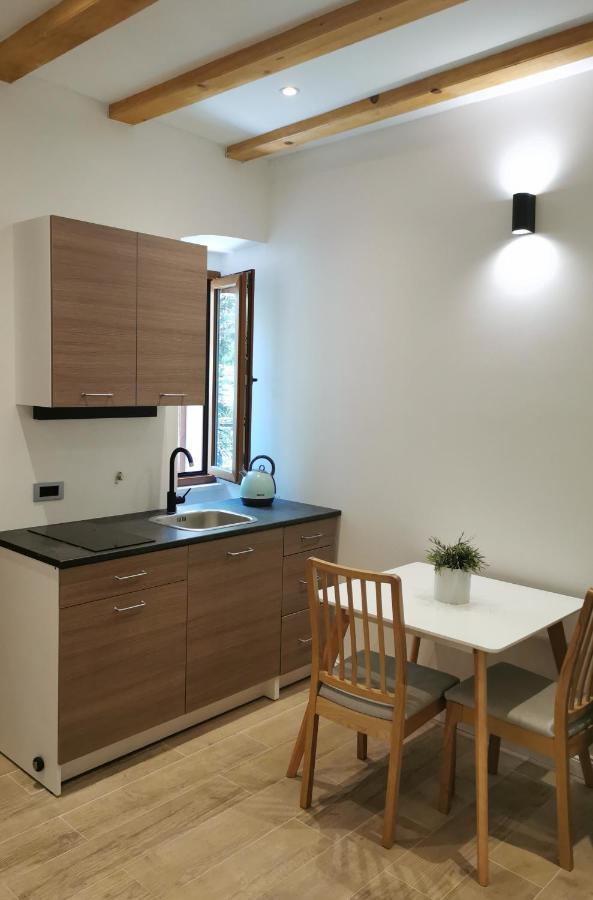 Apartmani Rosa I Linda Fiume Kültér fotó